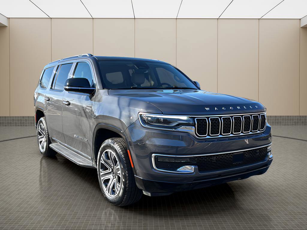 Used 2023 Jeep Wagoneer 4WD w/ Premium Group I image 7