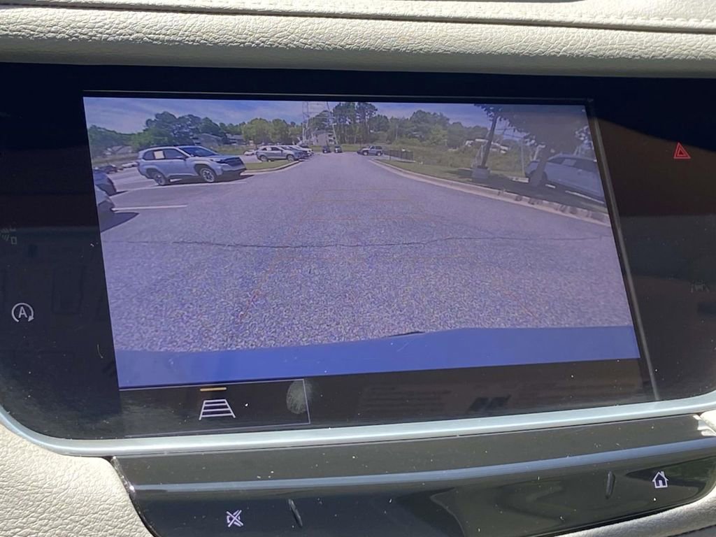 Certified 2023 Cadillac XT5 Premium Luxury FWD image 28