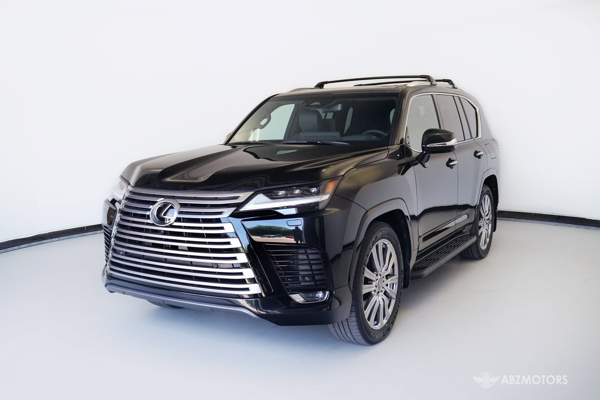 Used 2026 Lexus LX 700h Ultra Luxury w/ Accessory Package (Z1) AWD/4WD image 2