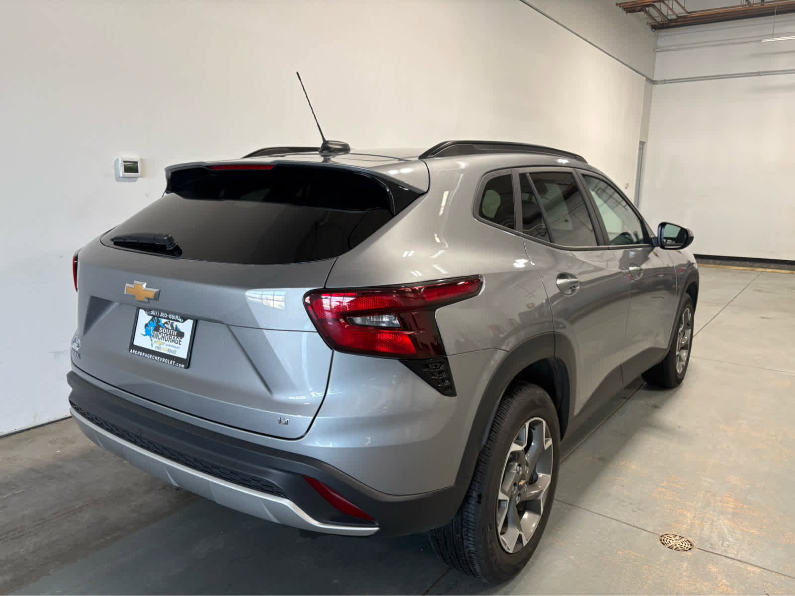 Certified 2025 Chevrolet Trax LT w/ LT Convenience Package image 6