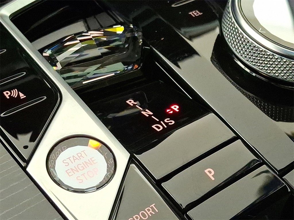 Certified 2024 BMW X5 xDrive40i w/ Executive Package image 17