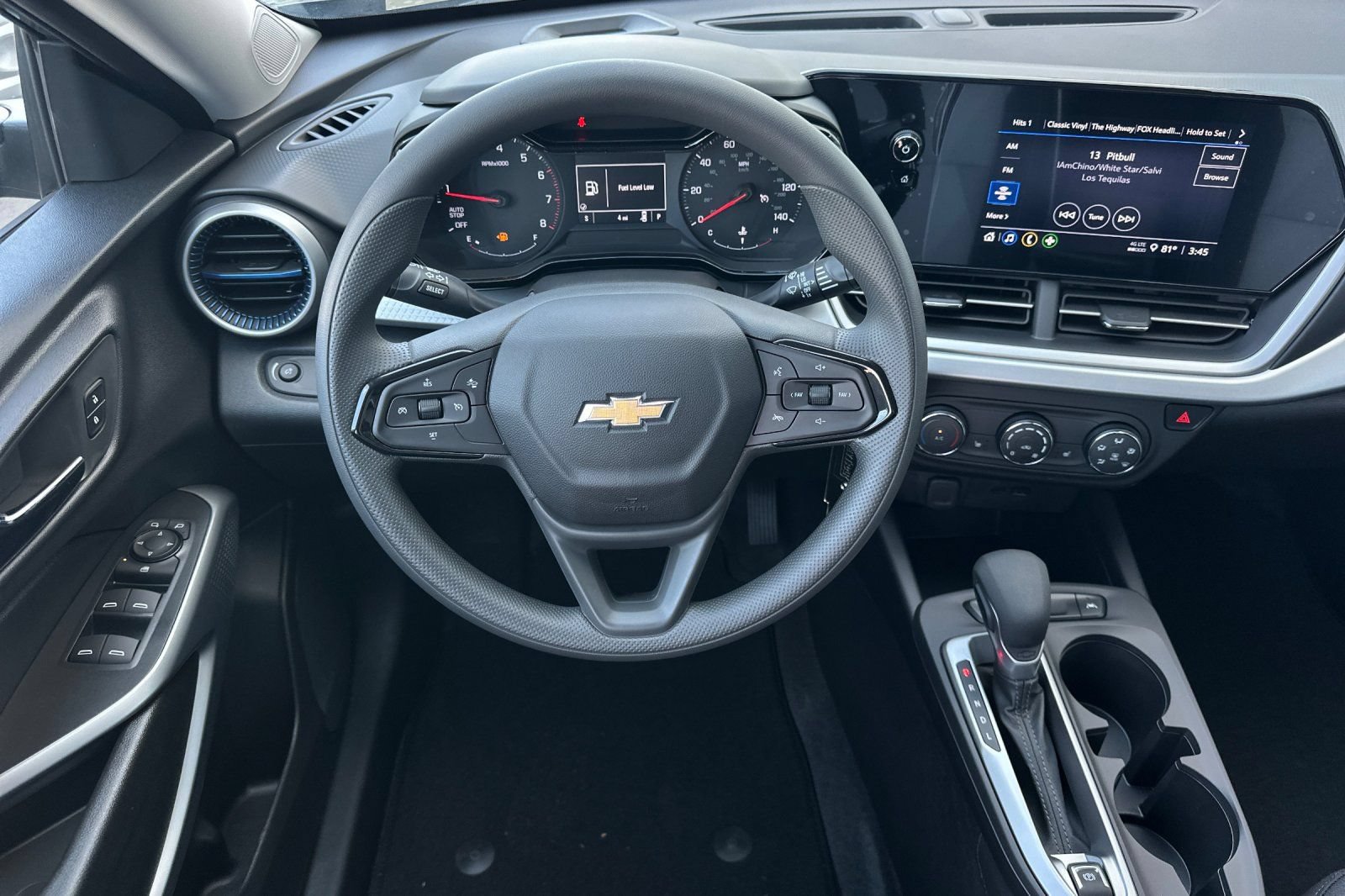 New 2026 Chevrolet Trax LS w/ LS Convenience Package FWD image 14