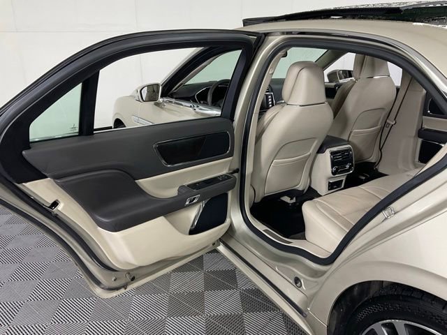 Used 2017 Lincoln Continental Reserve w/ Climate Package AWD/4WD image 25