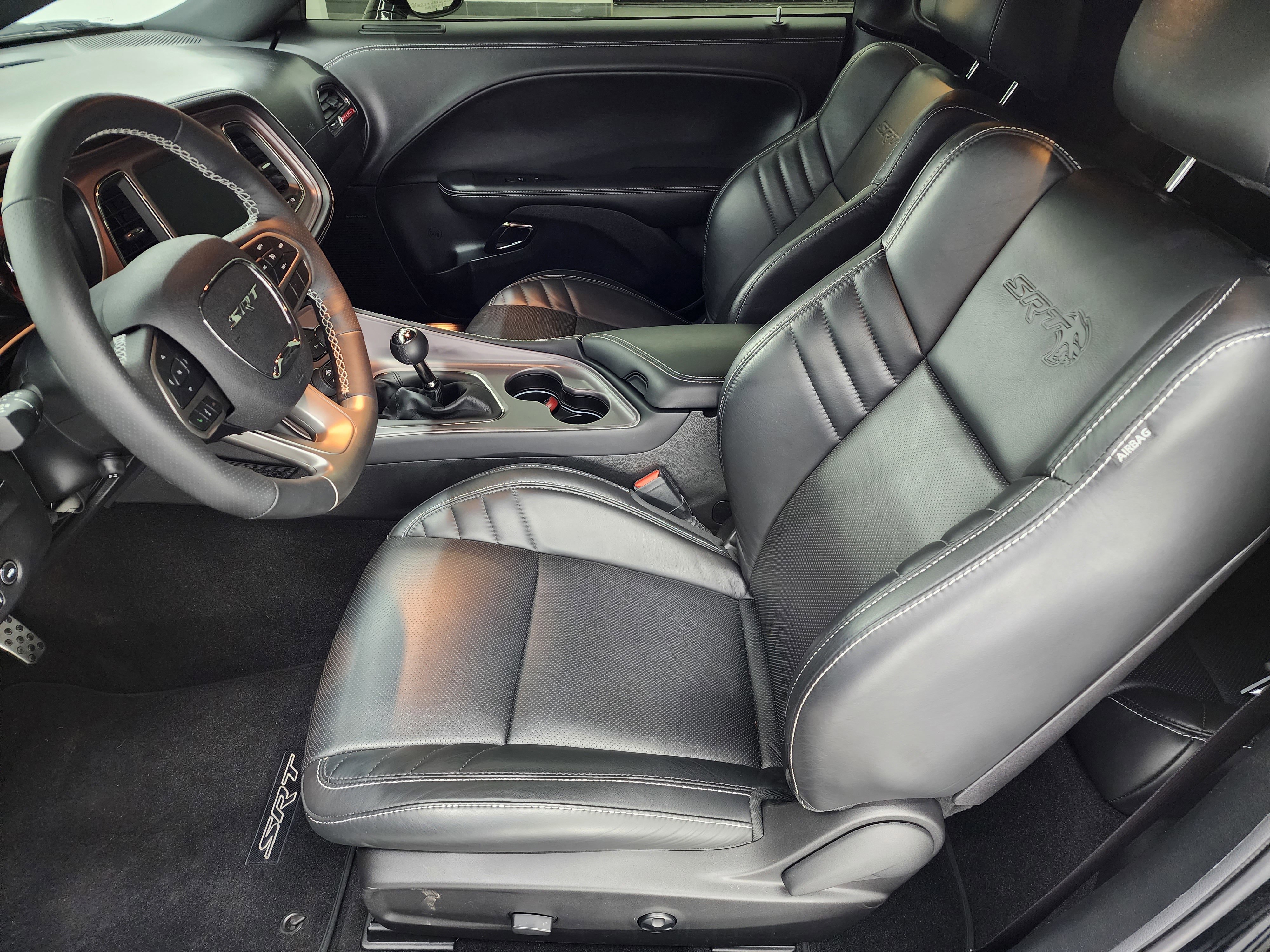 Used 2023 Dodge Challenger SRT Hellcat image 8