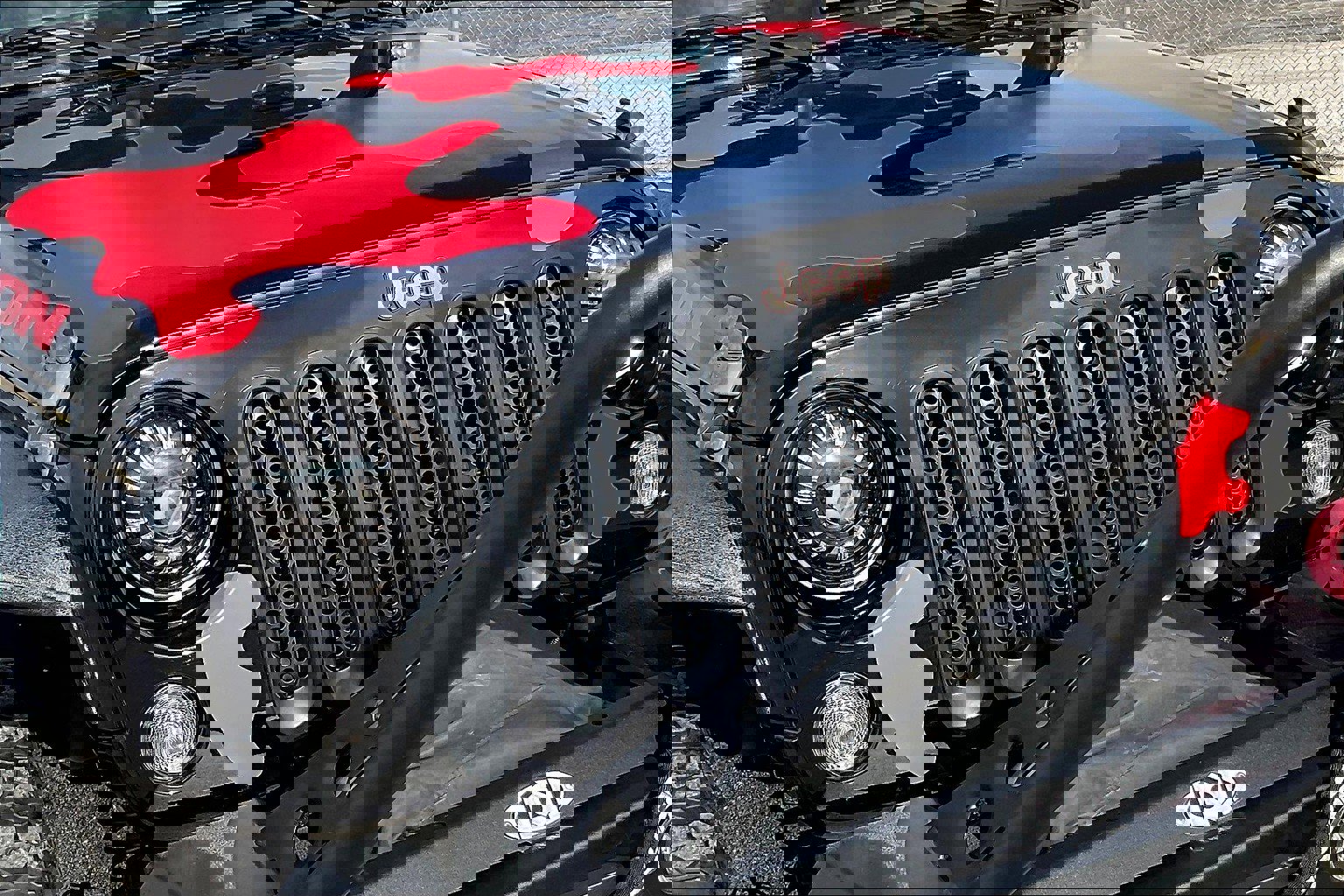 Used 2016 Jeep Wrangler Unlimited Rubicon w/ Connectivity Group image 31