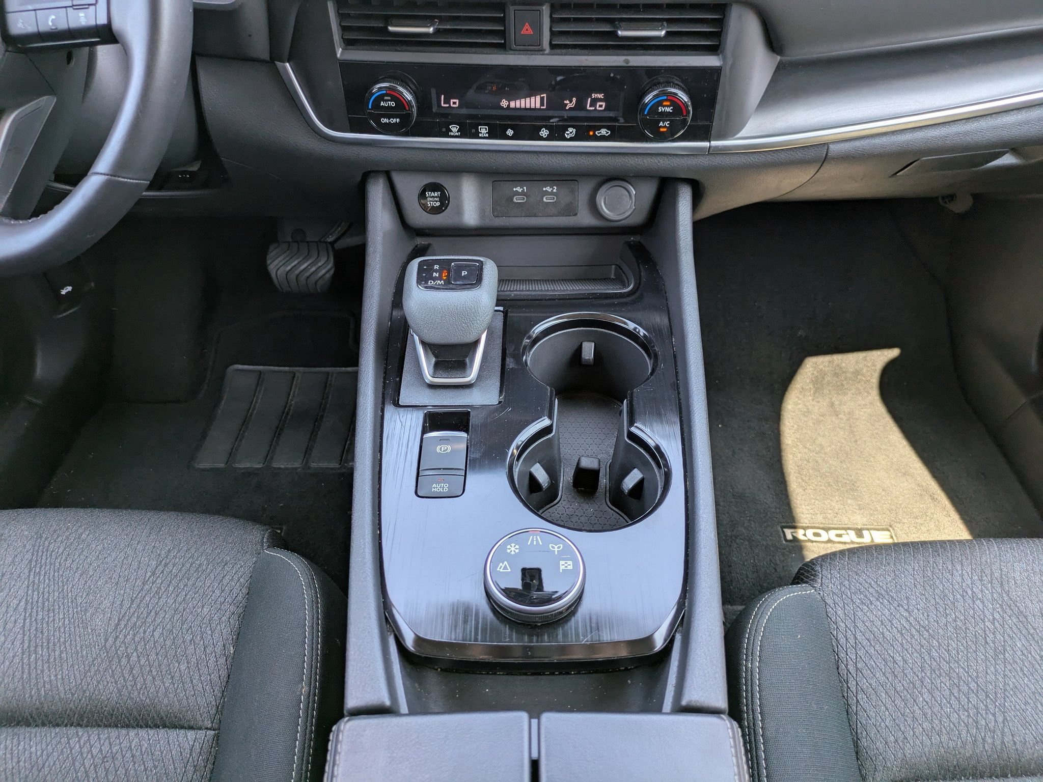 Certified 2026 Nissan Rogue SV AWD/4WD image 20