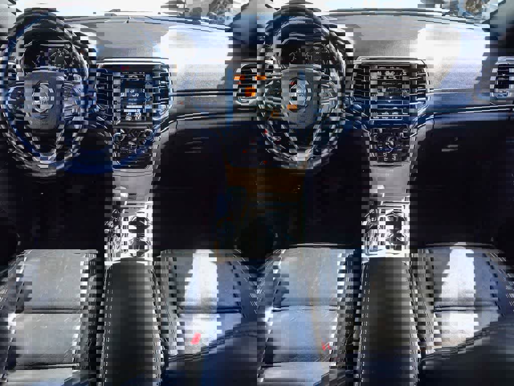 Certified 2017 Jeep Grand Cherokee Limited image 11