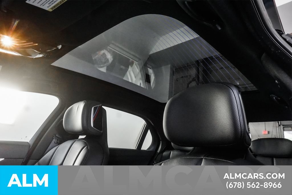 Used 2026 BMW 740i w/ Premium Package RWD image 21