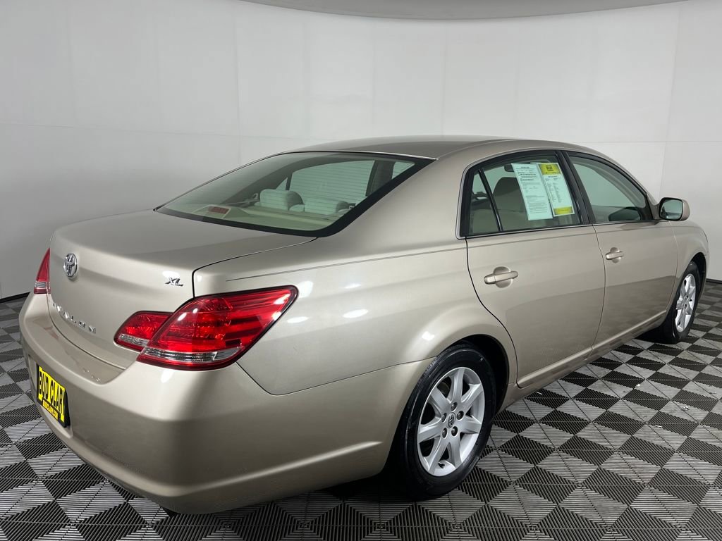 Used 2006 Toyota Avalon XL image 6
