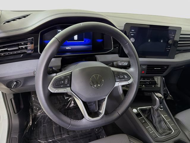 Used 2025 Volkswagen Jetta SE w/ Sunroof Package image 12