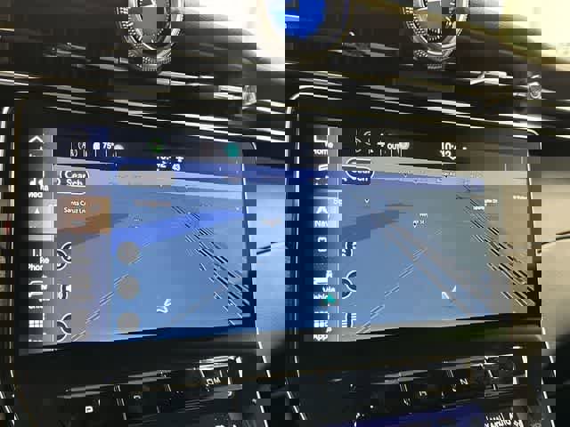 Used 2024 Maserati Grecale GT image 24