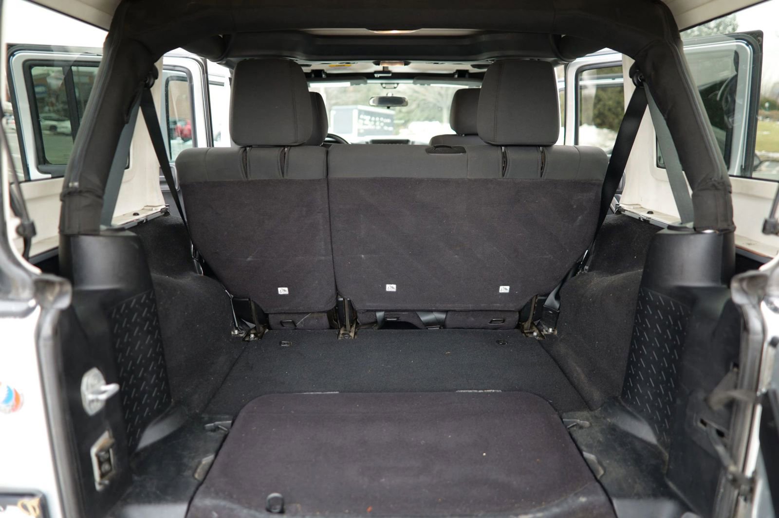 Used 2011 Jeep Wrangler Unlimited Sport AWD/4WD image 30