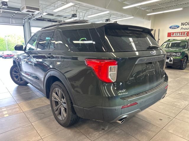 Used 2023 Ford Explorer XLT w/ Equipment Group 202A AWD/4WD image 13
