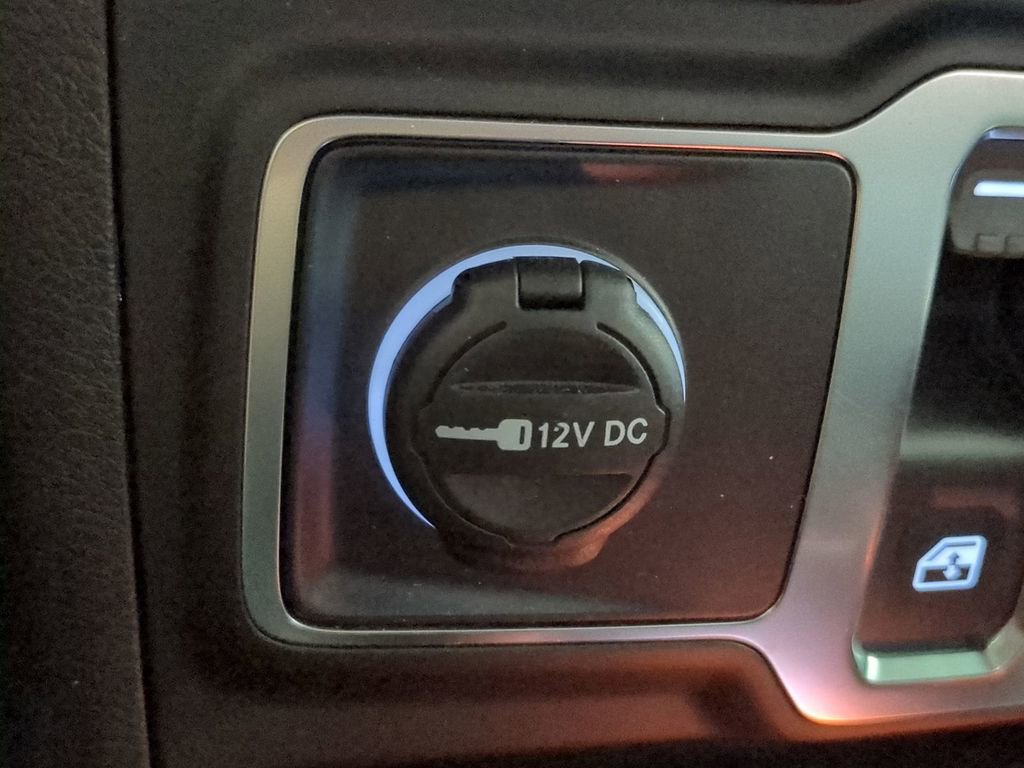 Used 2024 Jeep Wrangler Sport S AWD/4WD image 22