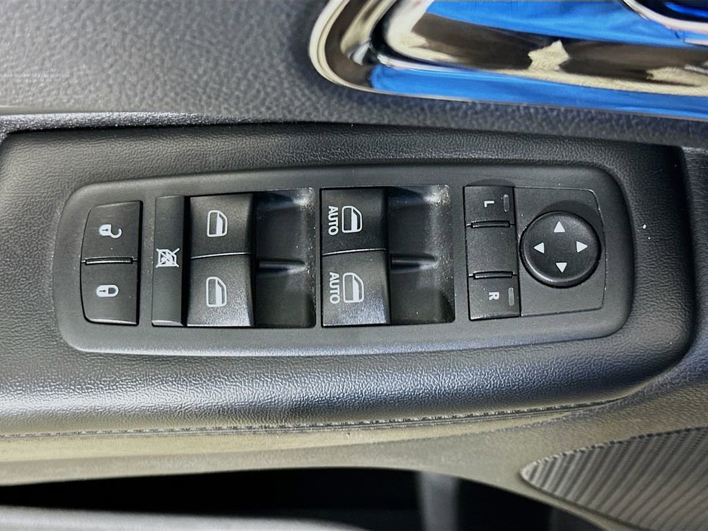 Used 2018 Dodge Durango SXT w/ Quick Order Package 2BB RWD image 18