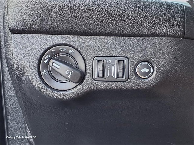 Used 2022 Dodge Challenger GT image 18