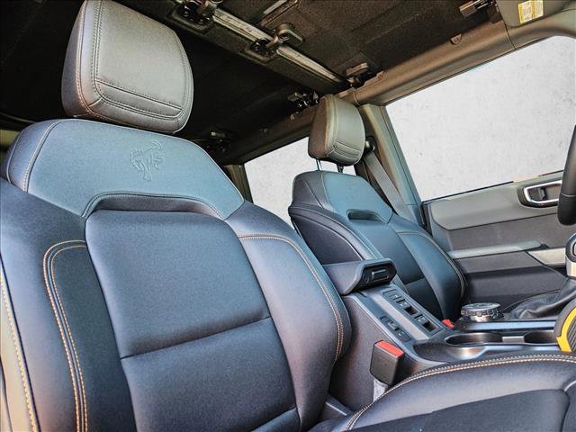 Used 2023 Ford Bronco Badlands image 18