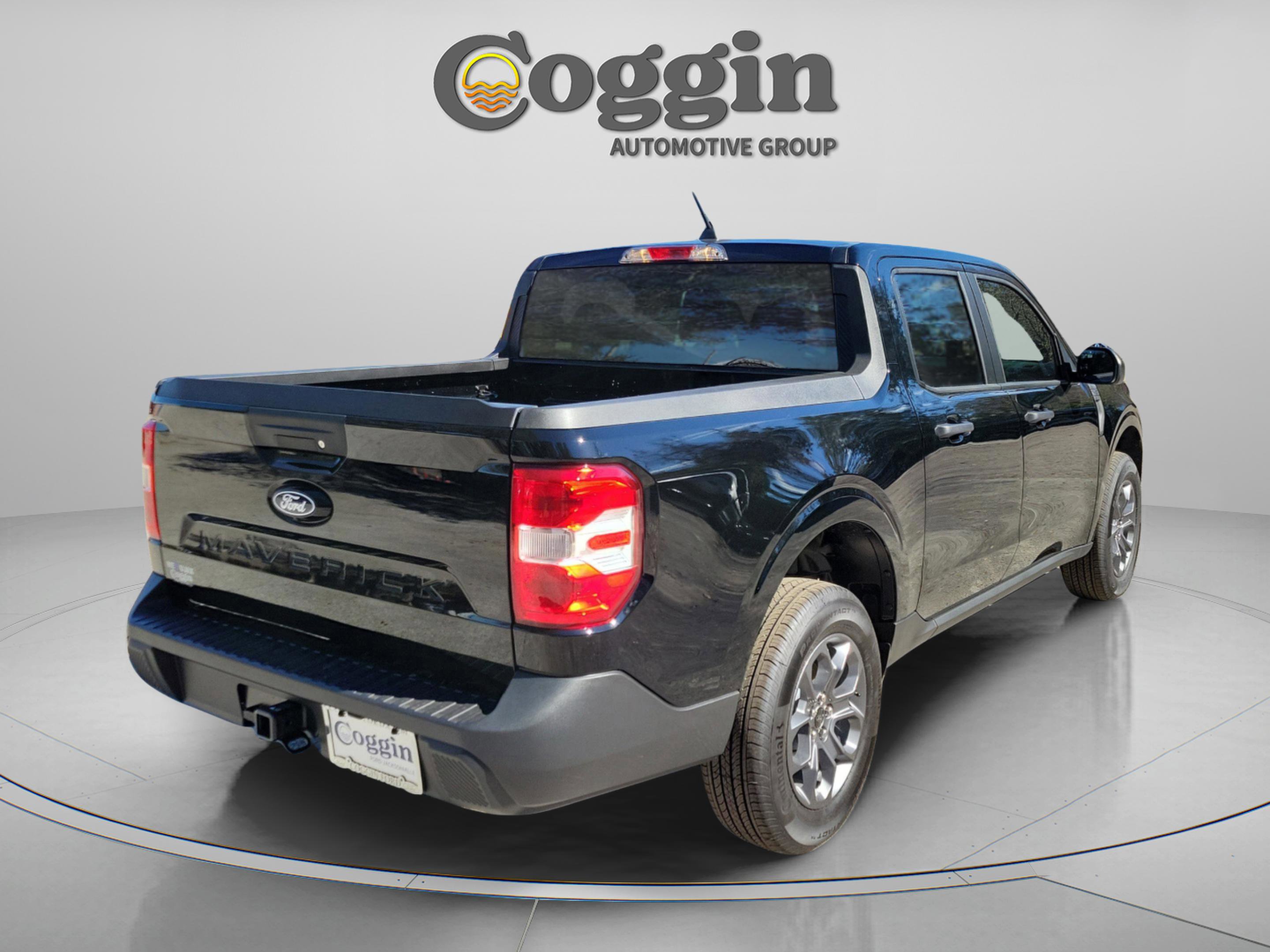 New 2026 Ford Maverick XLT image 3