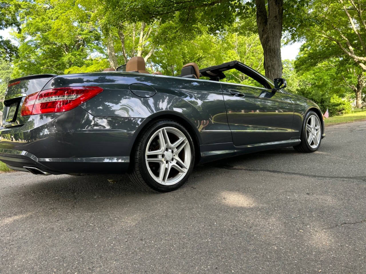 Used 2013 Mercedes-Benz E 550 Cabriolet image 31