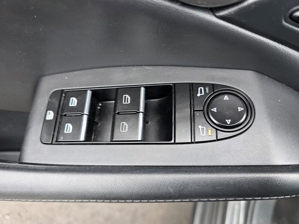 Used 2022 MAZDA CX-30 AWD 2.5 S w/ Select Package image 12