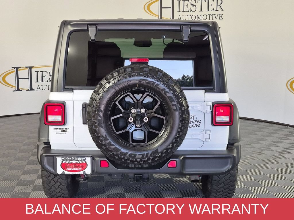 Used 2025 Jeep Wrangler Unlimited Sport AWD/4WD image 5