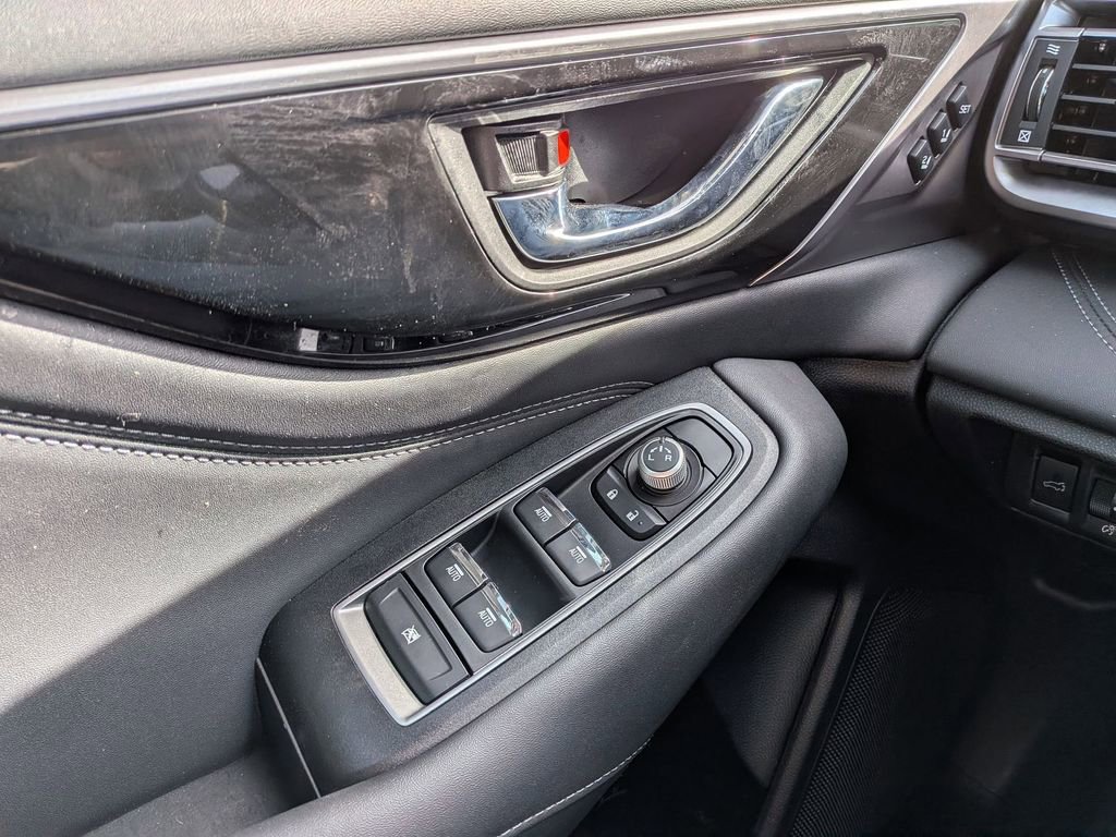 Used 2024 Subaru Outback Limited w/ Popular Package #2 image 27