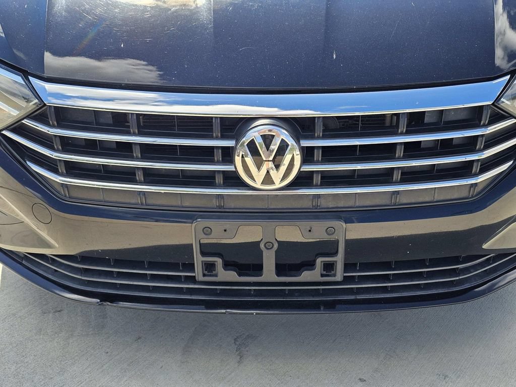 Used 2019 Volkswagen Jetta FWD image 3