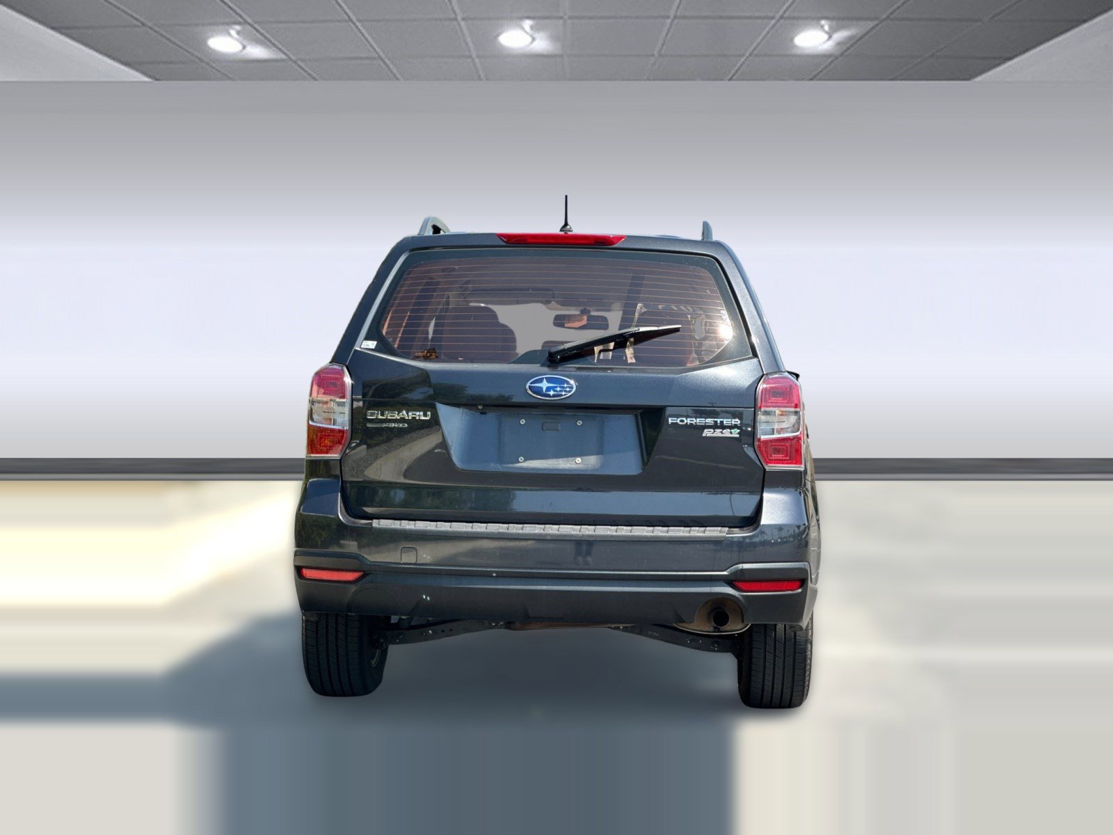 Used 2015 Subaru Forester 2.5i w/ Alloy Wheel Package image 9