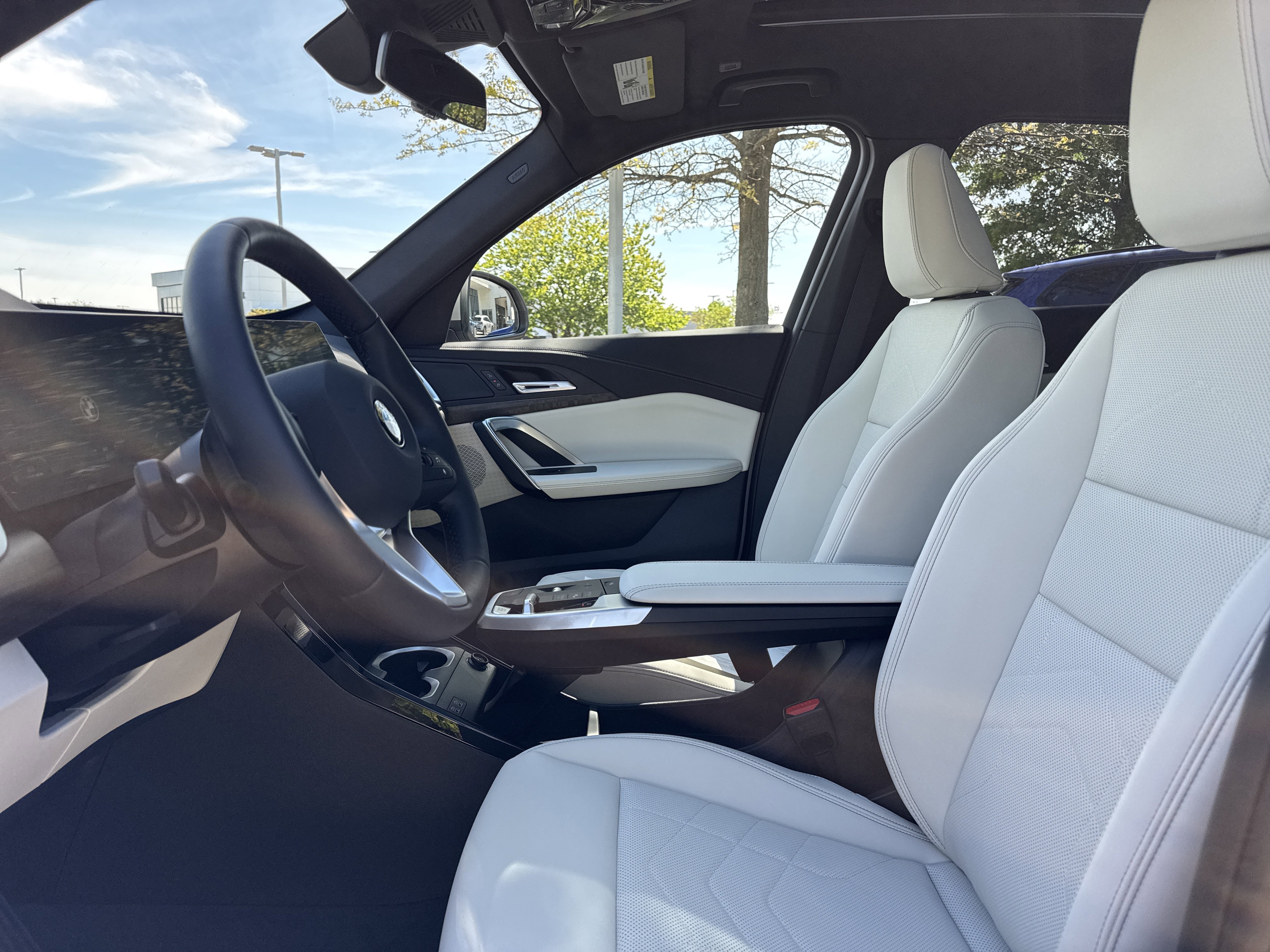 New 2026 BMW X1 xDrive28i AWD/4WD image 13