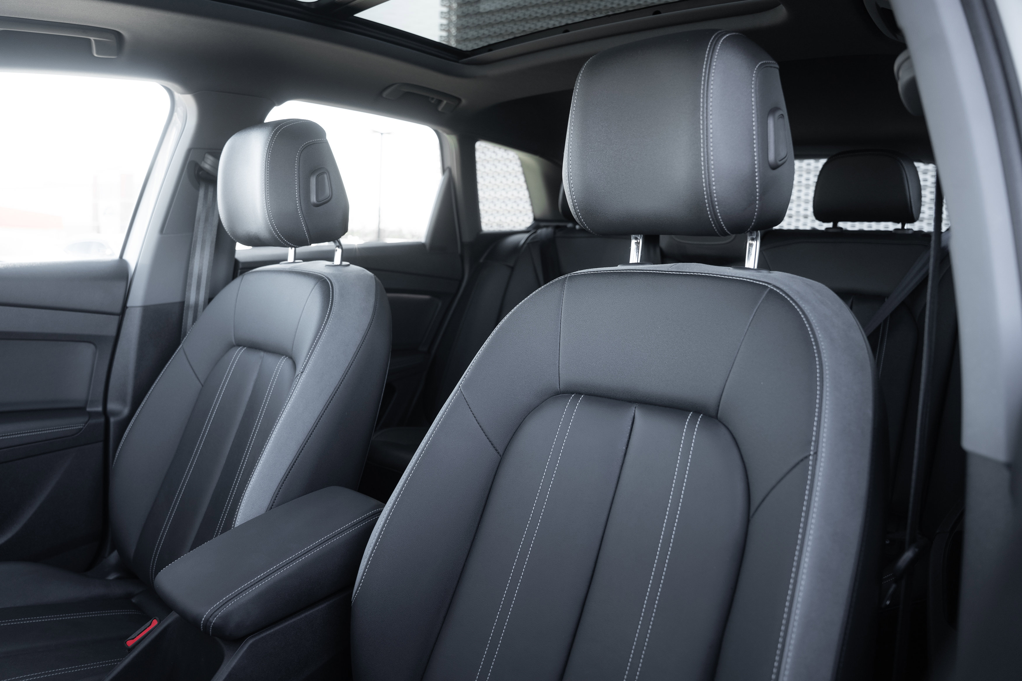 Certified 2024 Audi Q4 e-tron Premium Plus w/ Premium Plus image 23