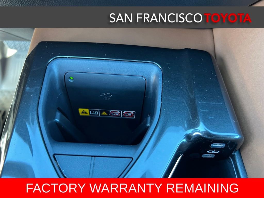 Certified 2025 Toyota Crown Signia XLE image 27