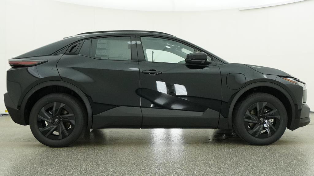 New 2026 Toyota C-HR AWD/4WD image 30