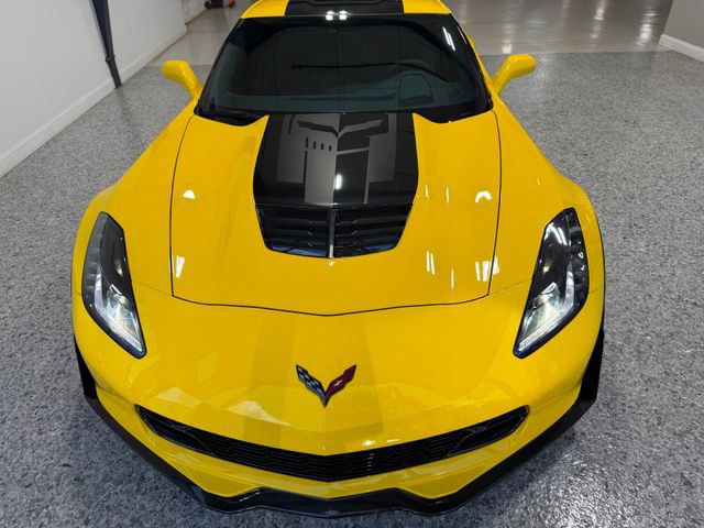Used 2018 Chevrolet Corvette Z06 RWD image 13