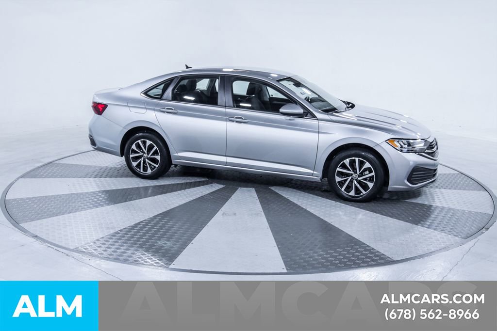 Used 2024 Volkswagen Jetta S image 13