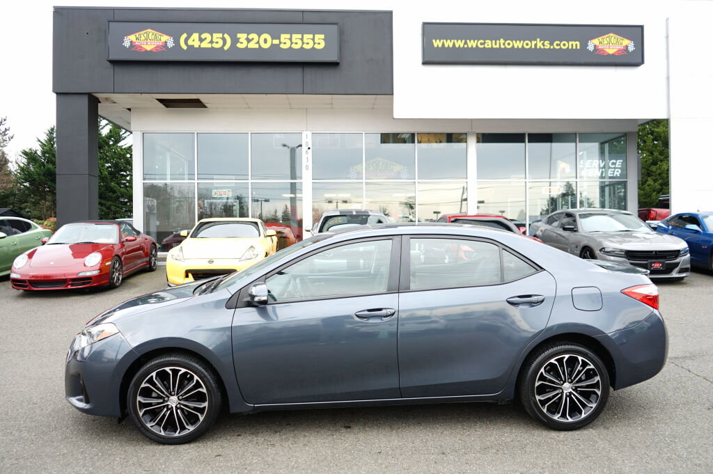 Used 2016 Toyota Corolla S image 2