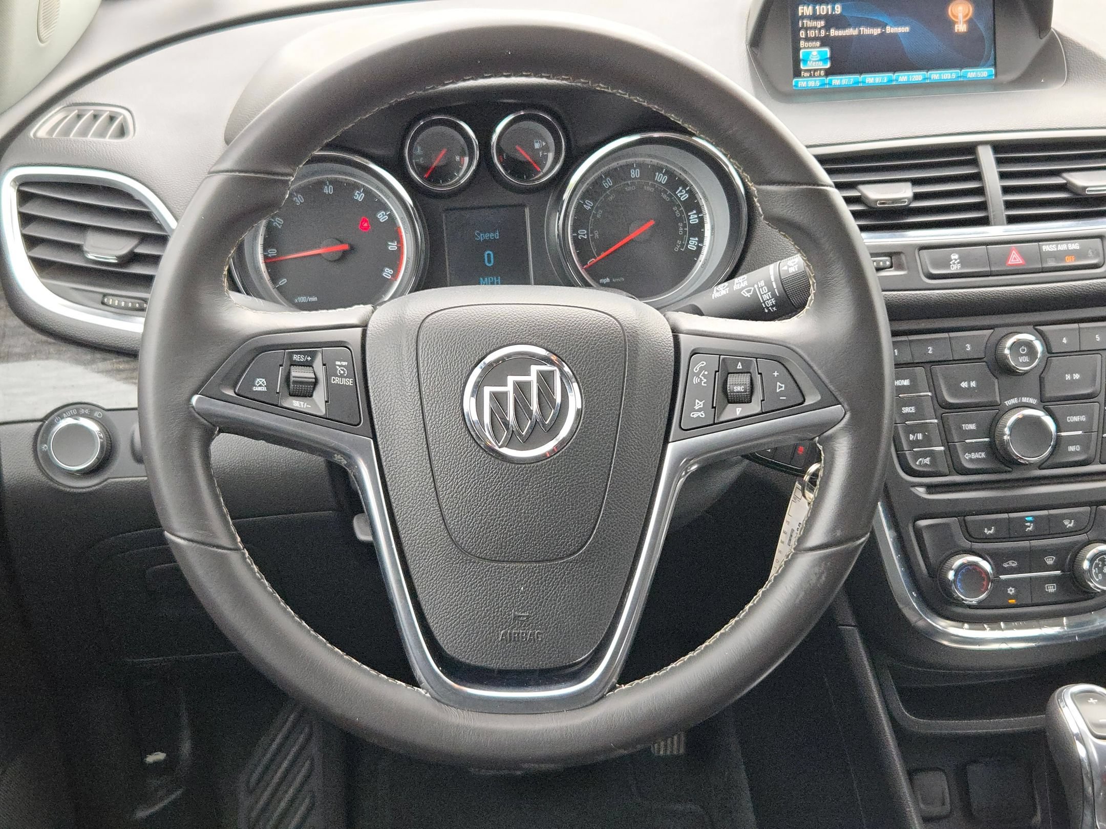 Used 2015 Buick Encore FWD image 19