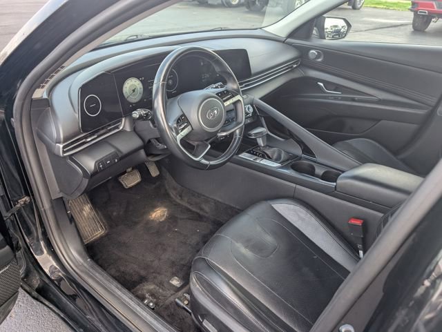 Used 2021 Hyundai Elantra Limited FWD image 12