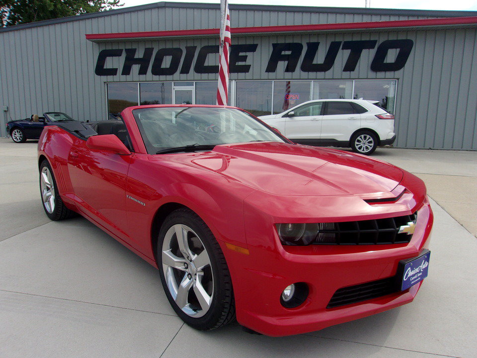Used 2011 Chevrolet Camaro SS w/ RS Package RWD image 2
