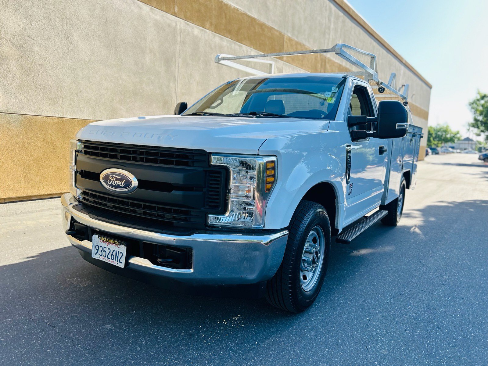 Used 2018 Ford F250 XL w/ Power Equipment Group RWD image 2