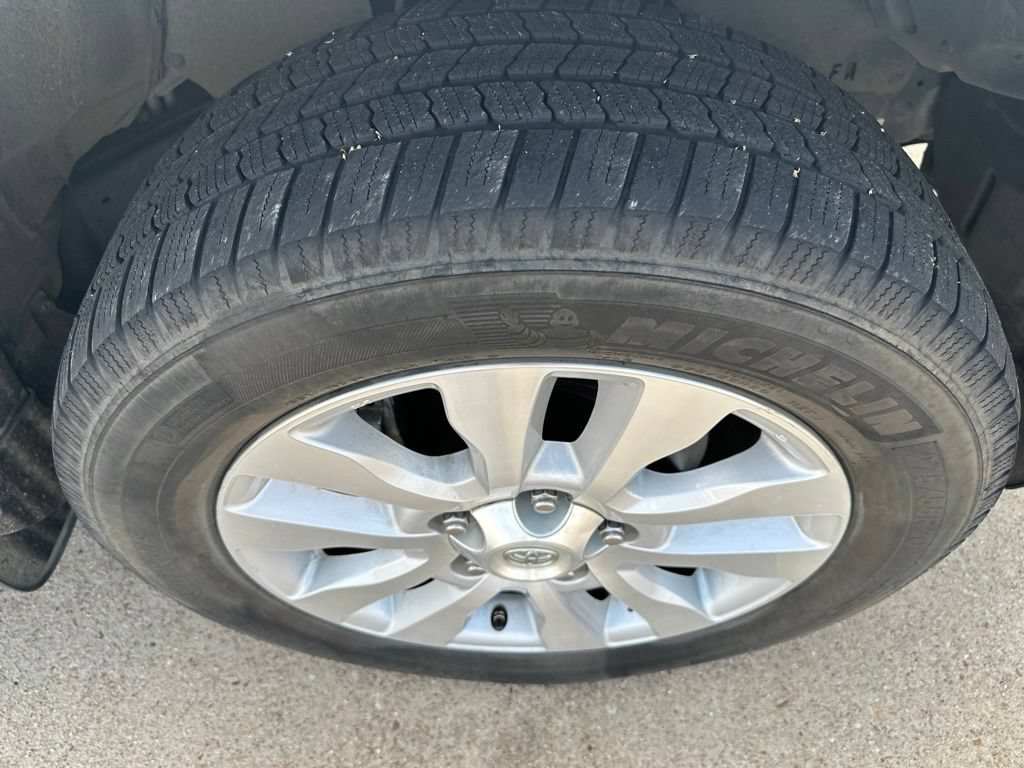 Used 2018 Toyota Sequoia Platinum RWD image 20