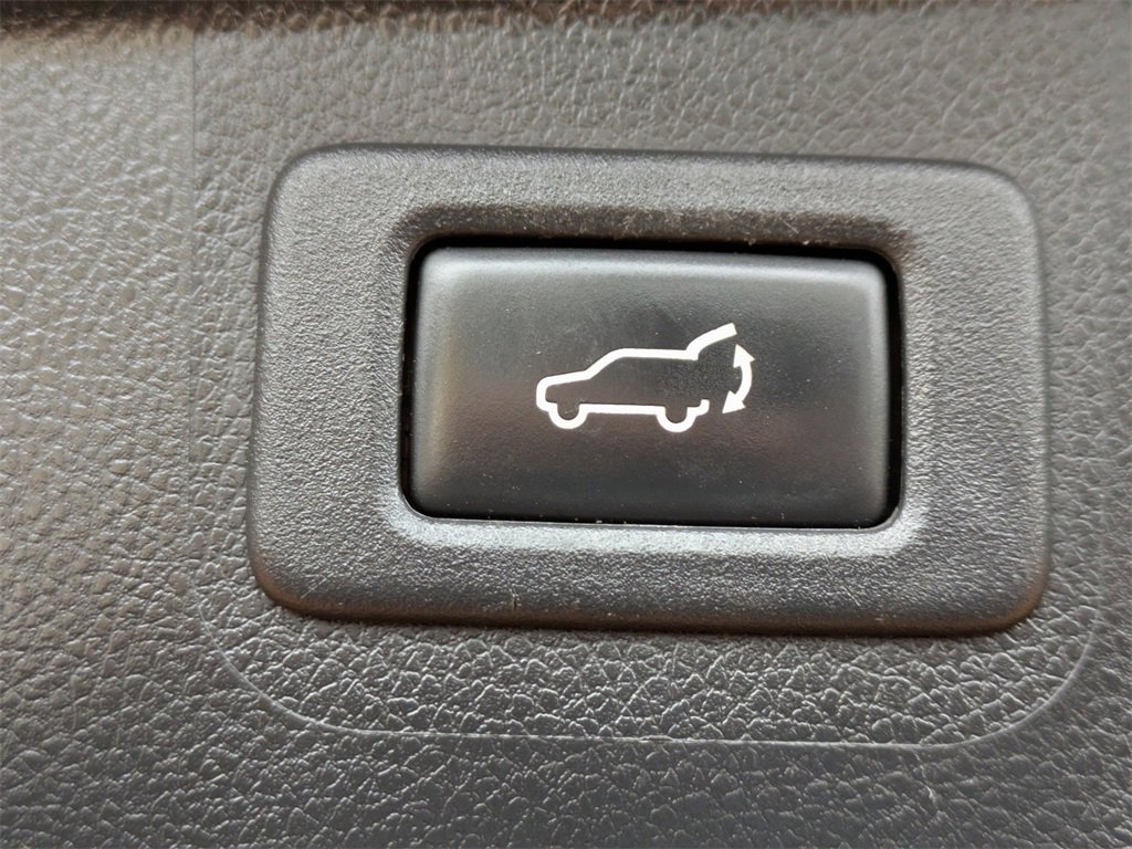 Used 2015 Subaru Outback 2.5i Premium image 13