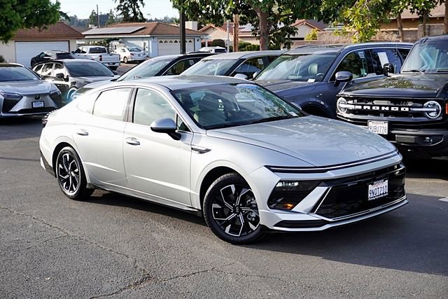 Certified 2024 Hyundai Sonata SEL image 3