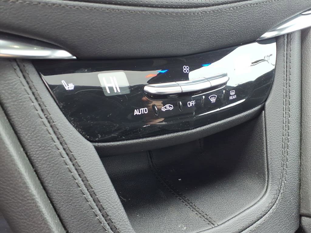 Certified 2023 Cadillac XT5 Premium Luxury w/ Technology Package image 29