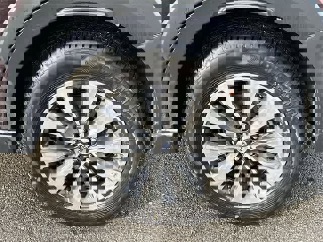 Certified 2025 Subaru Outback Touring XT image 5