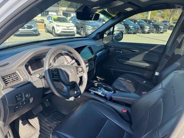 Used 2022 Honda Pilot Black Edition image 11