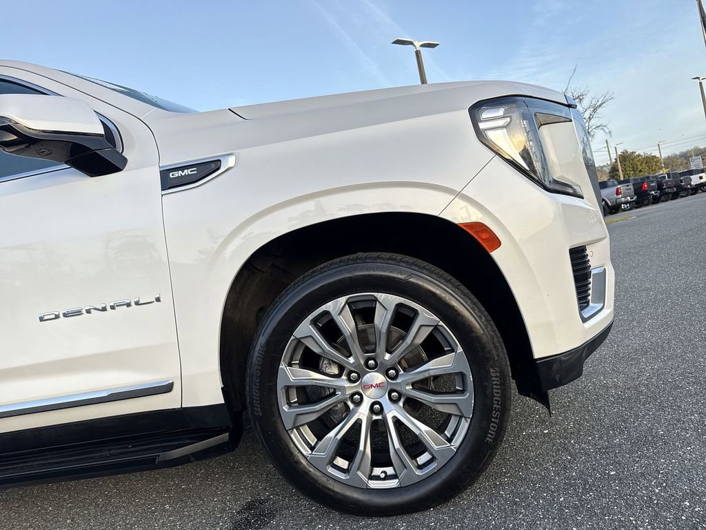 Used 2023 GMC Yukon Denali image 10