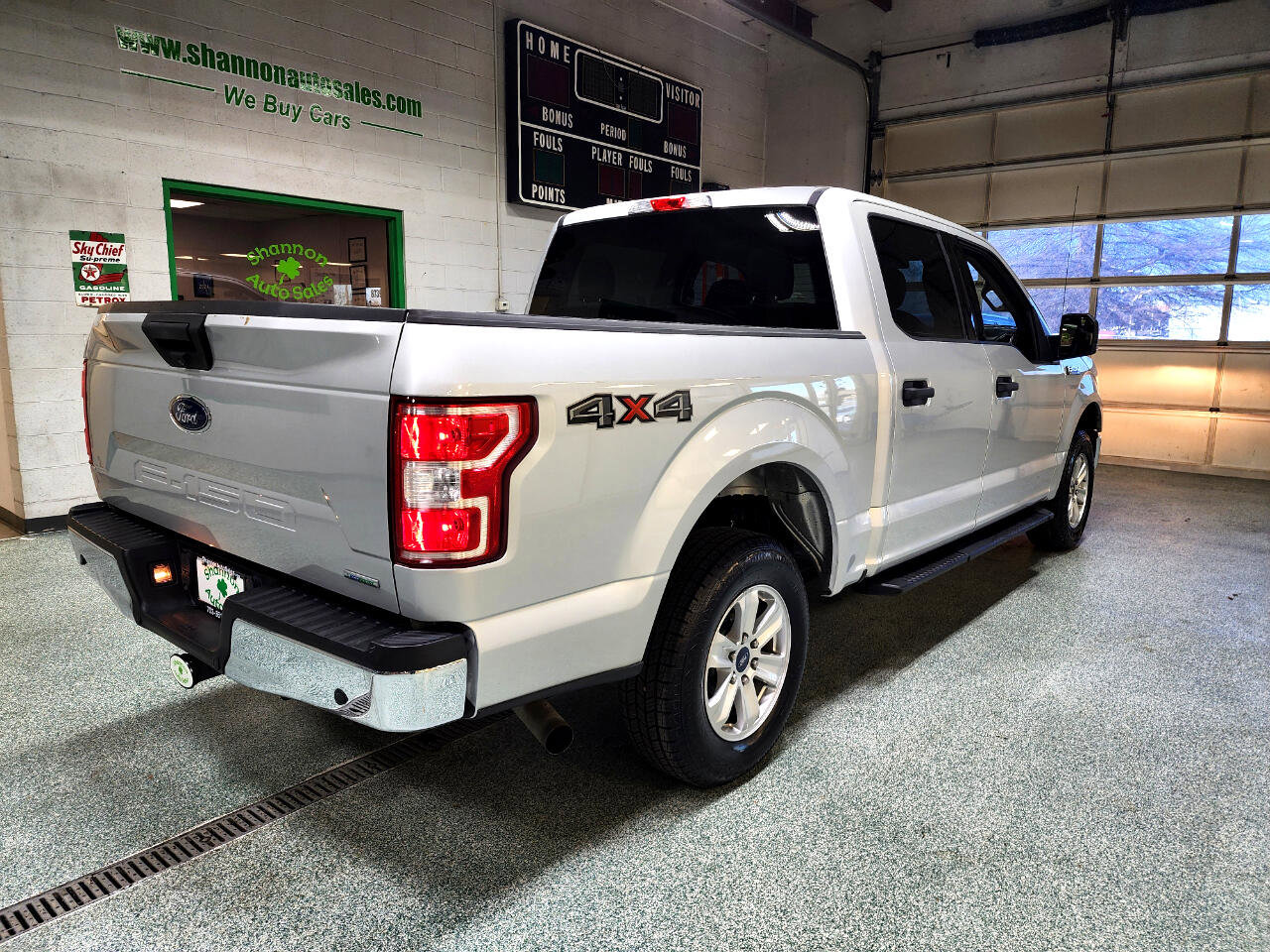 Used 2018 Ford F150 XLT w/ Equipment Group 301A Mid image 6