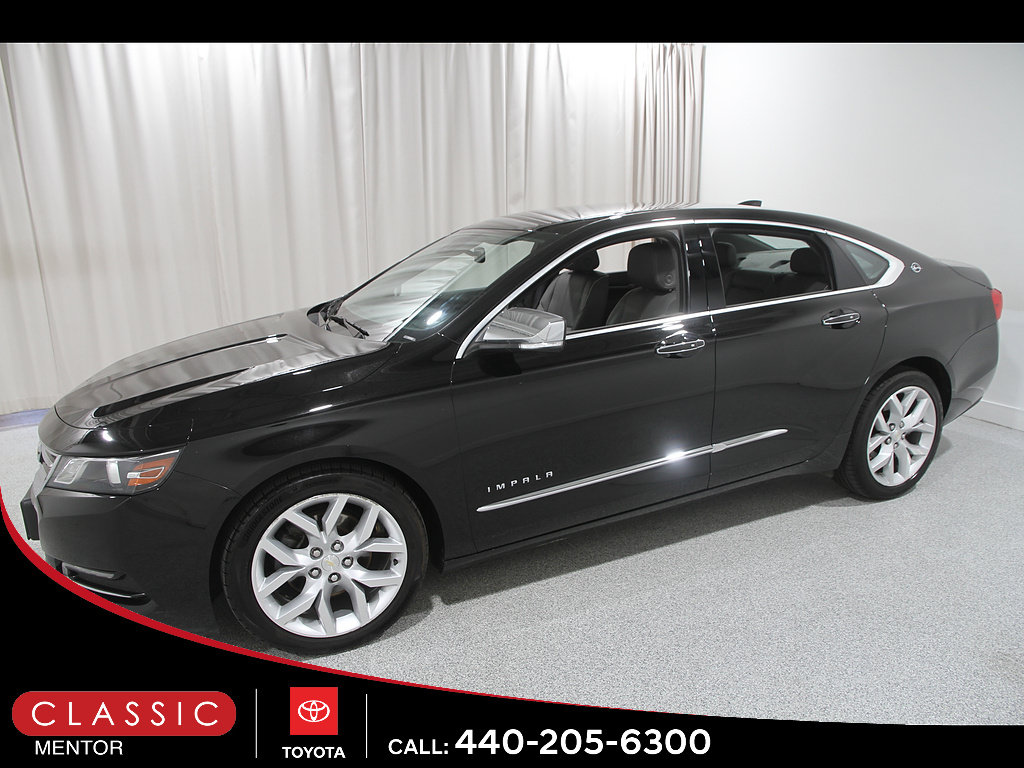 Used 2017 Chevrolet Impala Premier w/ Enhanced Convenience Package FWD image 3