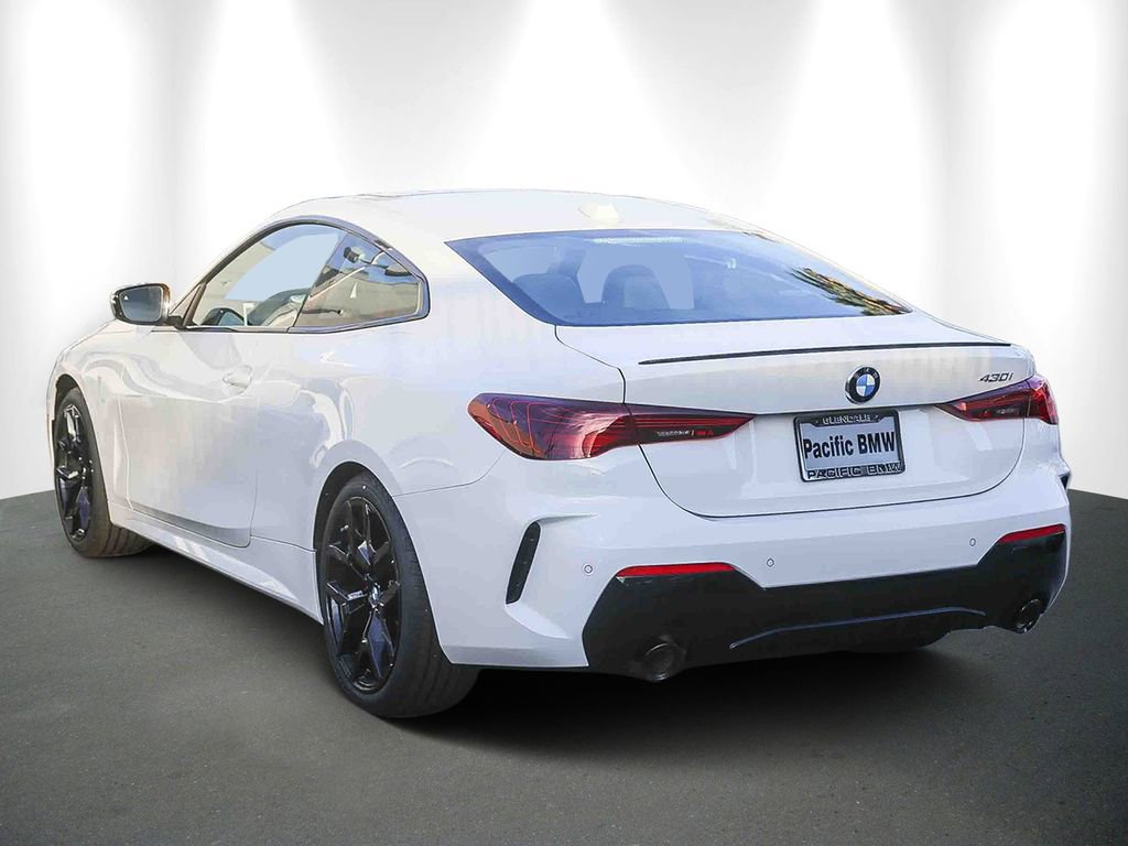 New 2026 BMW 430i Coupe w/ M Sport Package RWD image 4