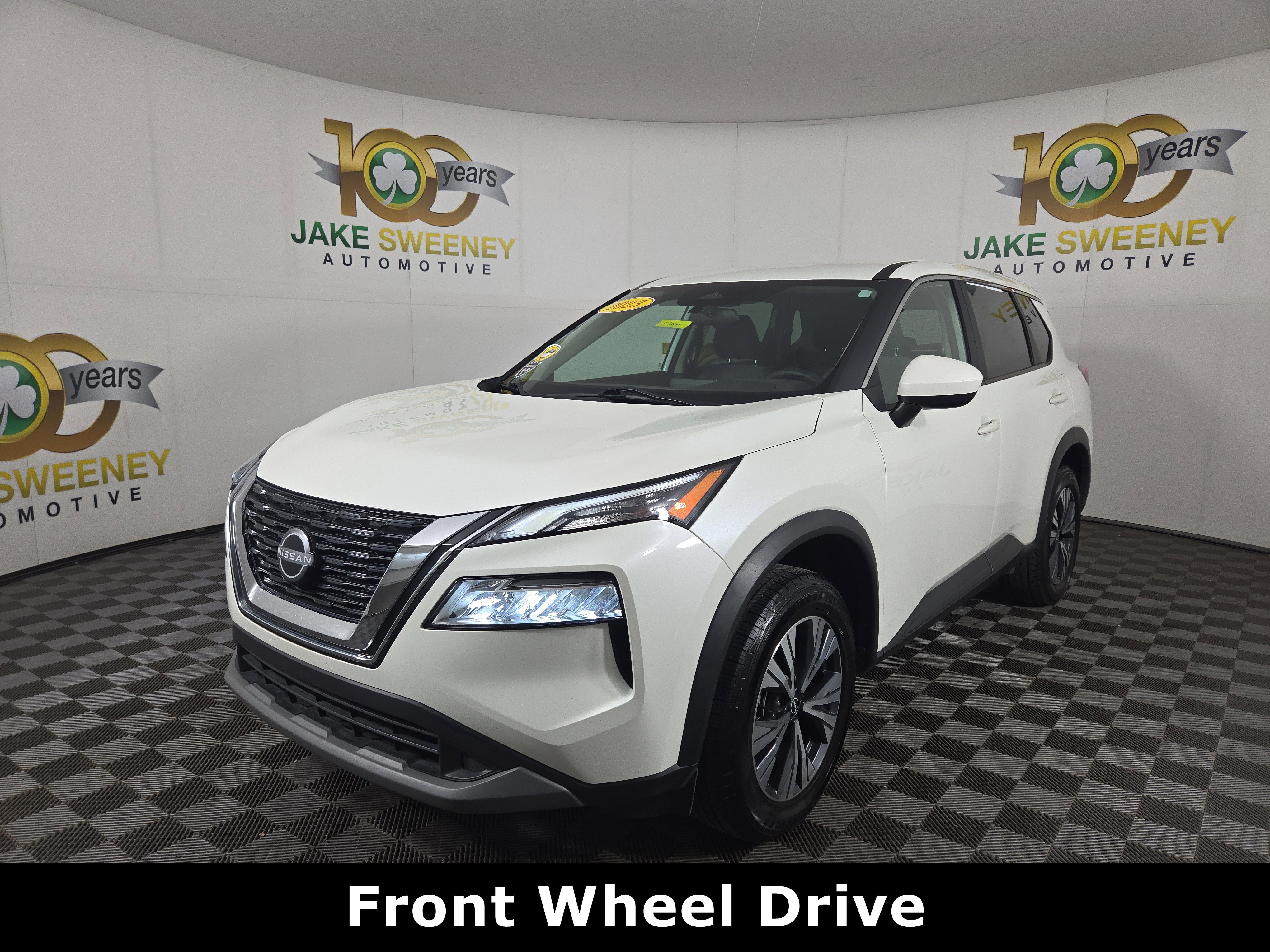 Used 2023 Nissan Rogue SV image 4